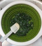 spinach press